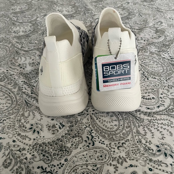 ❌SOLD❌BOBS by Sketchers B Flex Kitty Kickstart Slip On Tennis Shoes for Women - Picture 4 of 4